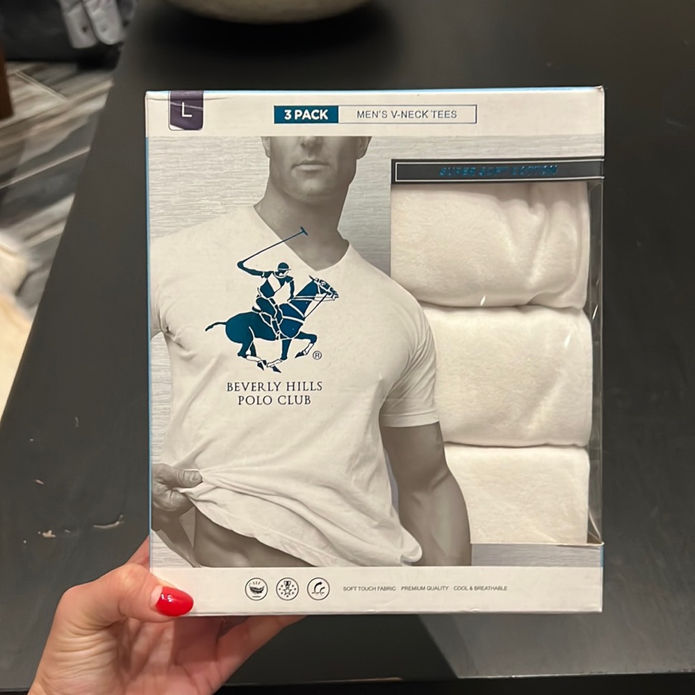 Men’s v neck tee set by Polo